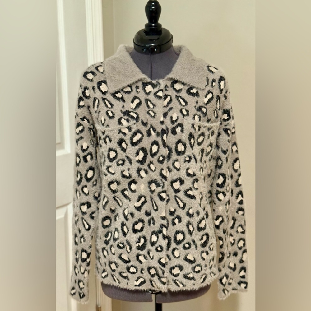 Gently Worn Rachel Zoe Leopard Print Button Up Cardigan